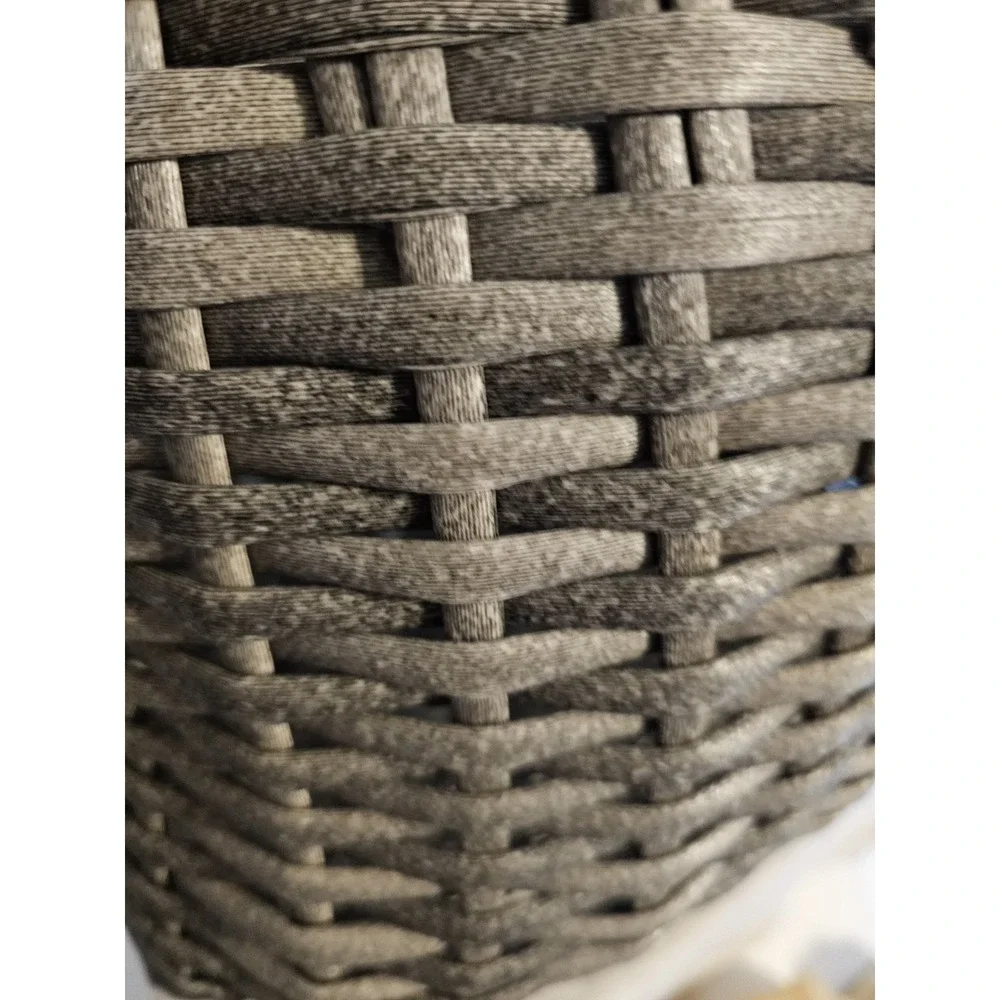 Broyhill Woven Brown Basket Handles NWT